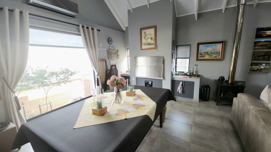 3 Bedroom Property for Sale in Monte Christo Western Cape